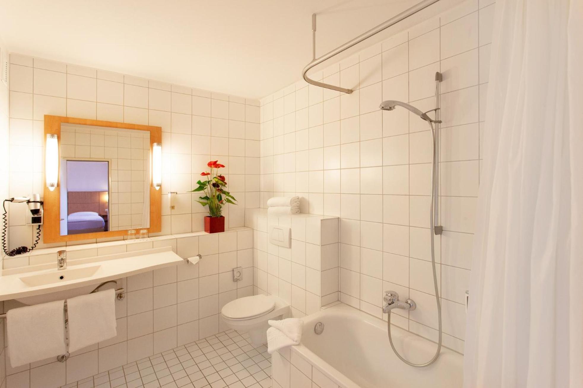 Saar City Hotel ザールブリュッケン エクステリア 写真