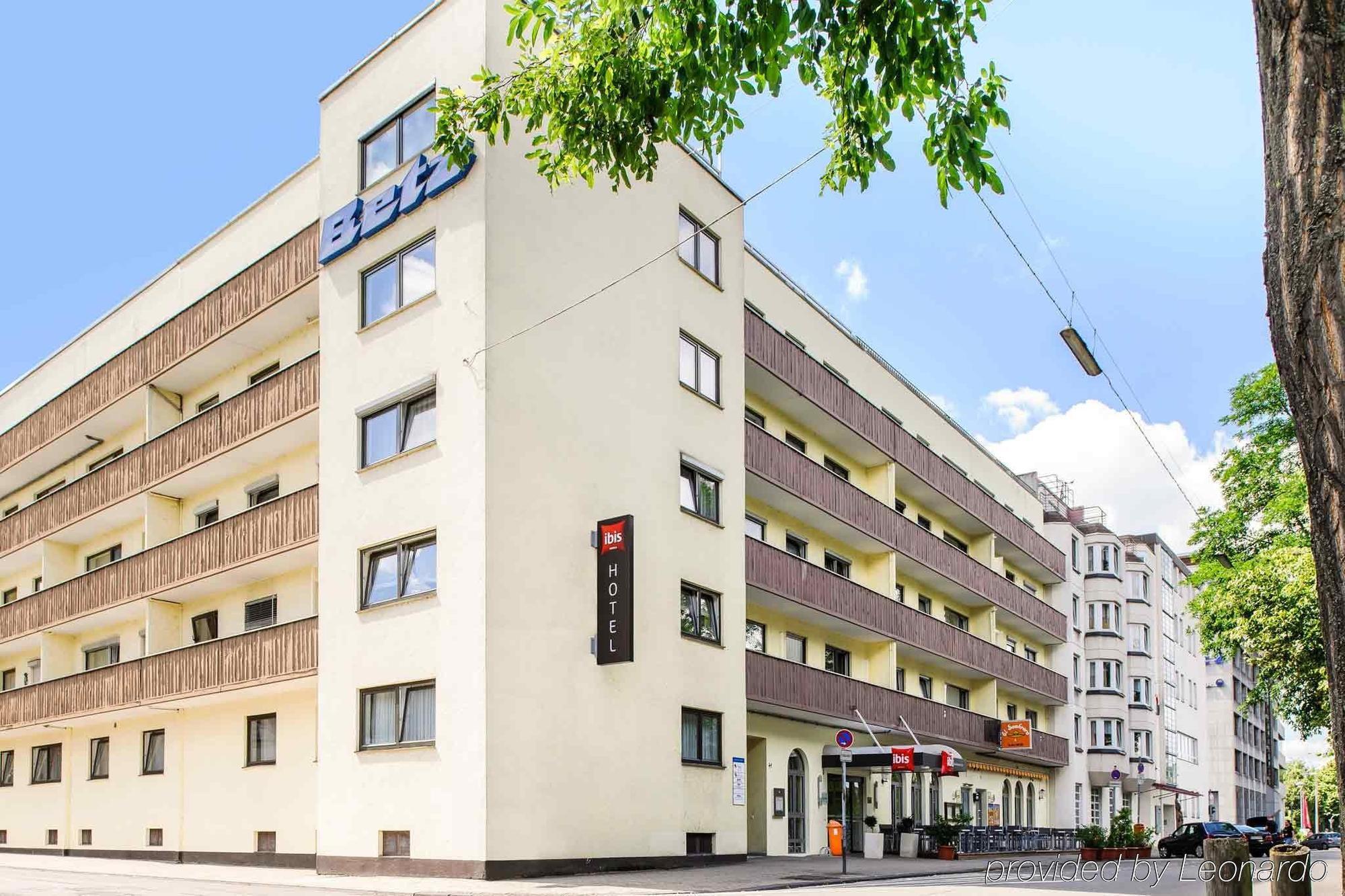 Saar City Hotel ザールブリュッケン エクステリア 写真