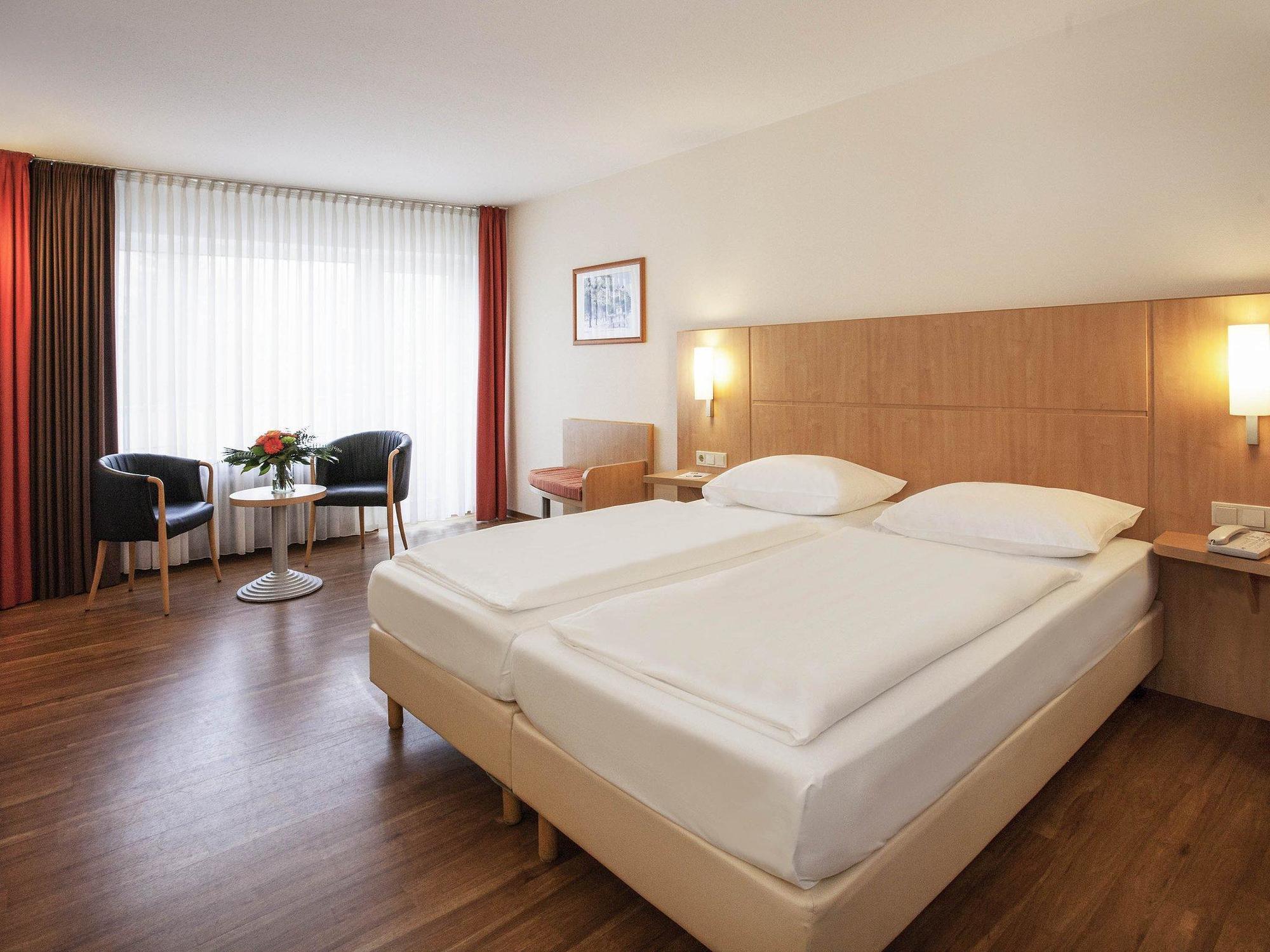 Saar City Hotel ザールブリュッケン エクステリア 写真